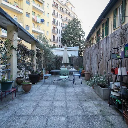 Lovely - Beautiful Loft With Terrace In Porta Romana Milão